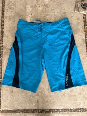Men's O'Neill Superfreak Boardshorts 
Color Electric Blue Men’s Size 33